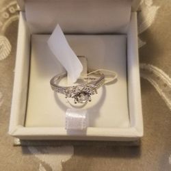 Miadora 14k white gold lab created stones. Never worn. Size 8