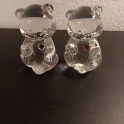 EXQUISITE Marked Pair of Fenton Art Glass 4" Birthday Bear Figurines.
