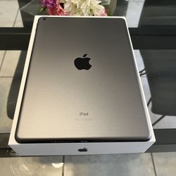 iPad (9th generation) | Gray | 64 GB. 