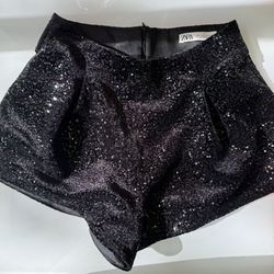 Like New - Zara Women Small - Sparkly Black Sequin Shorts 