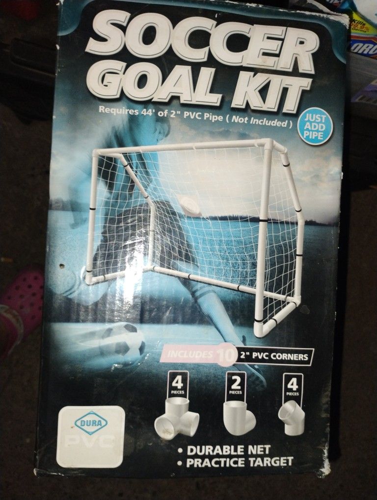 Brand new in box soccer goal kit