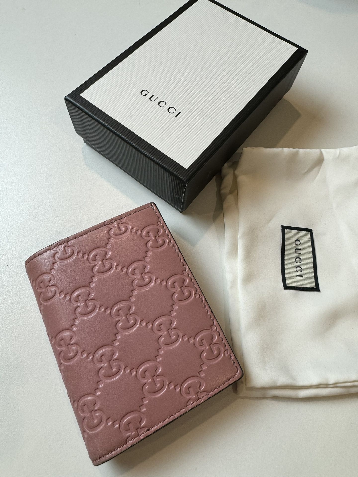 Pink Gucci Leather Bifold Wallet Rare 