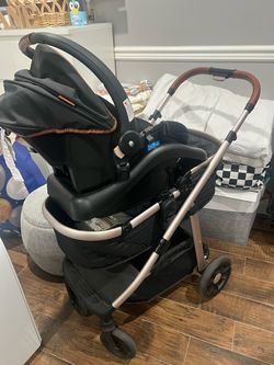 Stroller with car seat and bassinet