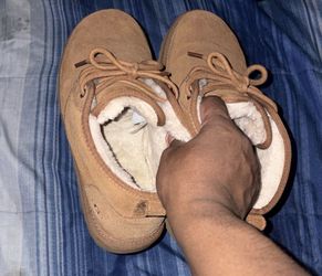 Ugg boots size 9