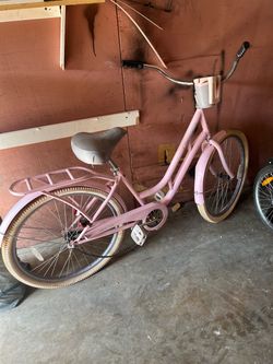 Huffy Charleston Pink Cruiser Bike