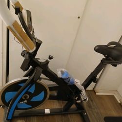 Brand New Exercise Bike – Never Used – Adjustable Spin Bike