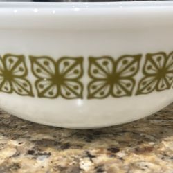 Vintage Pyrex 