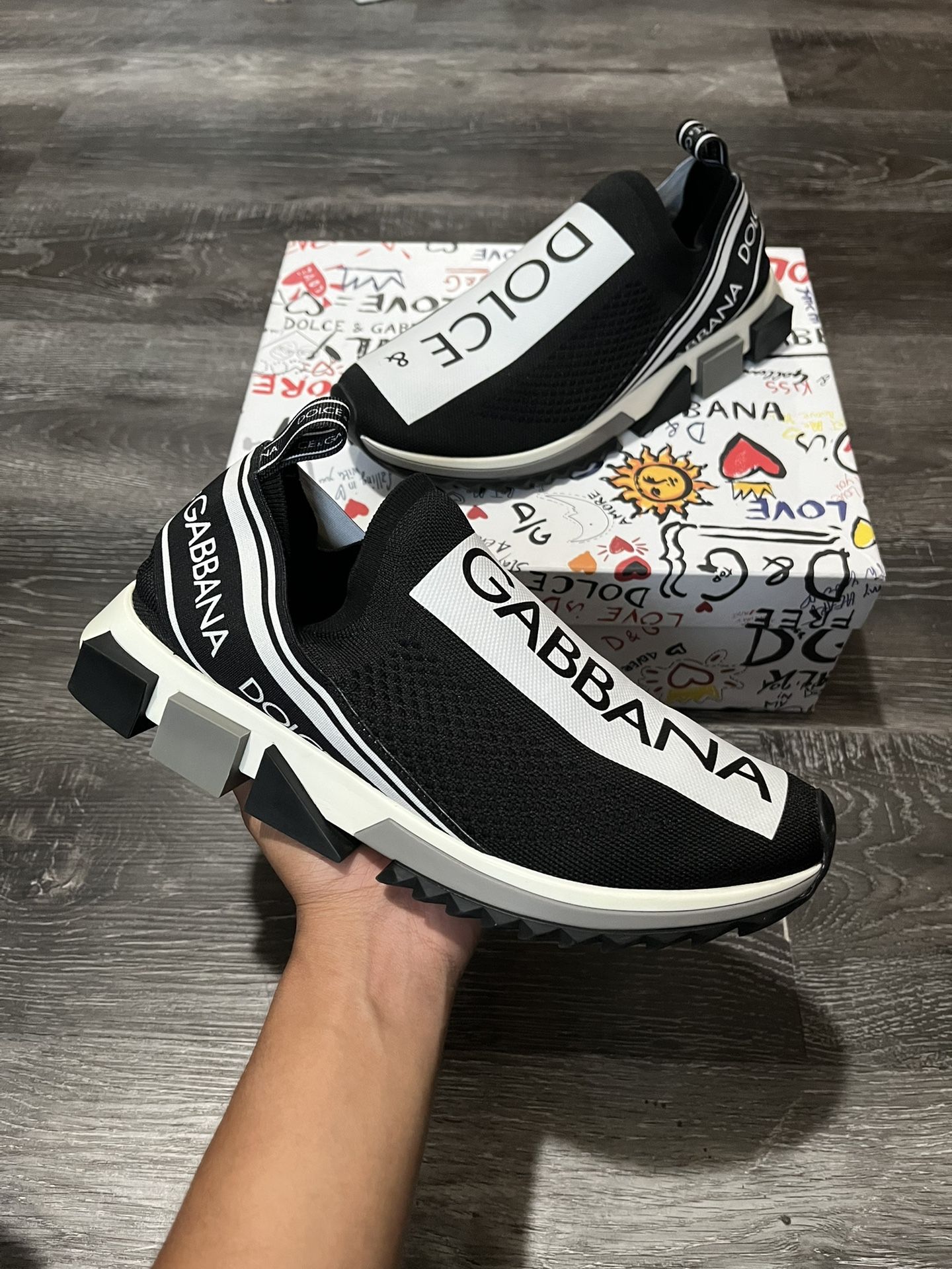 Dolce and Gabanna 500 OBO can go lower