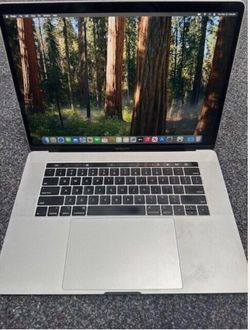 MacBook Pro 15 inch Touch Bar
