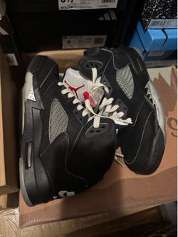 Jordan 5 metallic reimagined. Size 4.5 youth