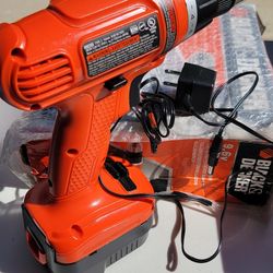Black And Decker 9.6v Cordless Drill & Driver