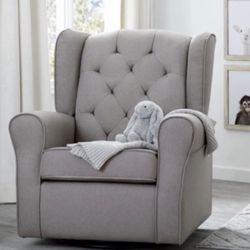 Recliner/ Babygap Harlowe power recliner/ chair/ nursery/ furniture/ electric recliner/ new