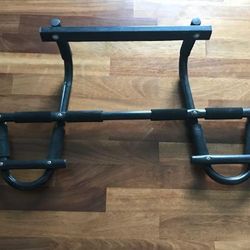 P90X PULL UP BAR 