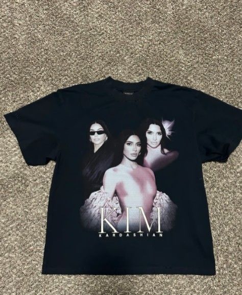 Balenciaga Kim Kardashian Graphic shirt