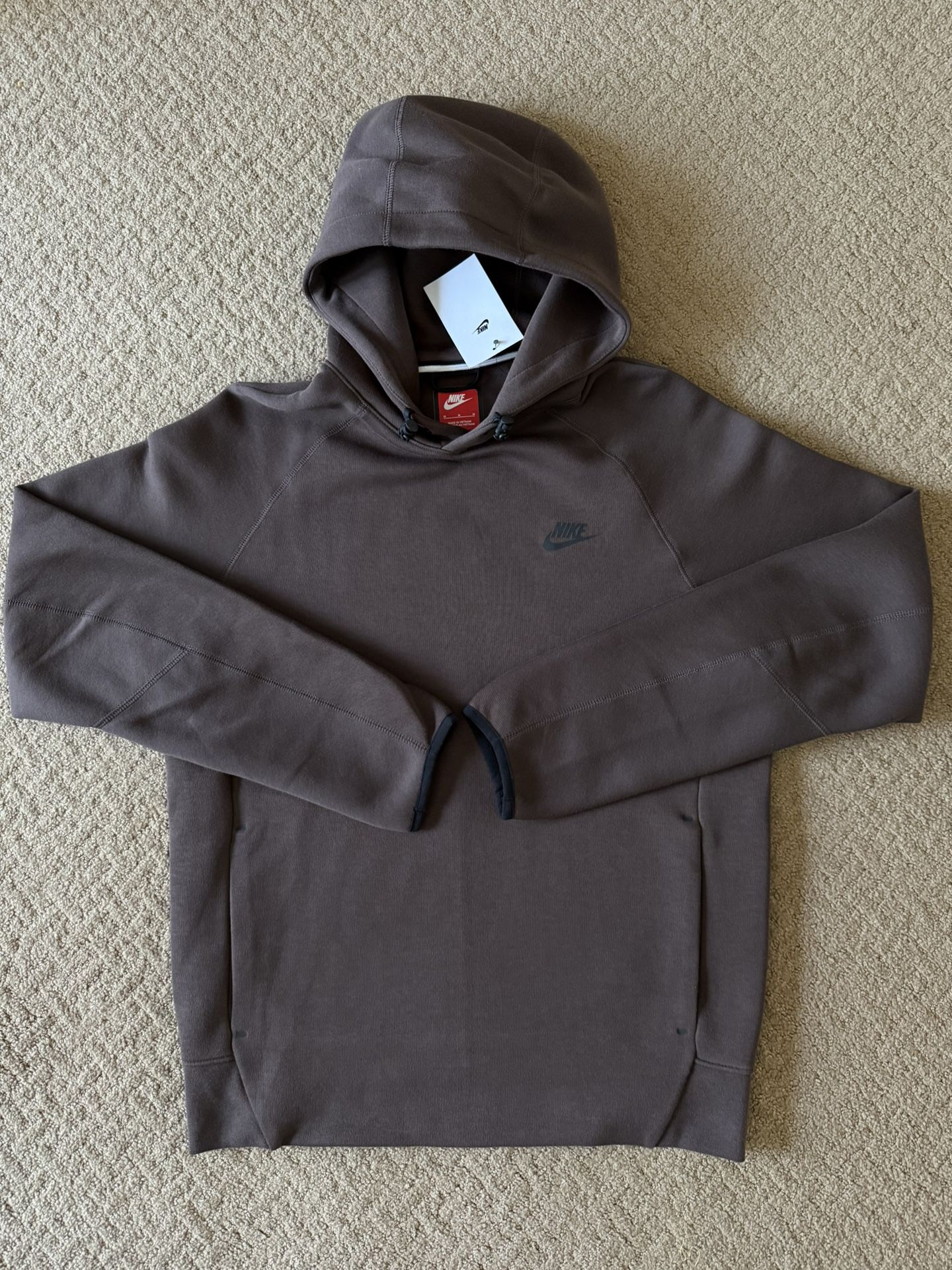 NEW Nike Sportswear Tech Fleece Men’s Pullover Hoodie Brown Size Medium