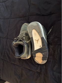 Olive Jordan 4s
