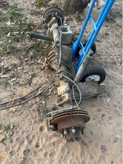 2005 Chevy Silverado 2500 back differential parts