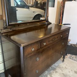 Gorgeous Antique five drawer dresser with mirrir