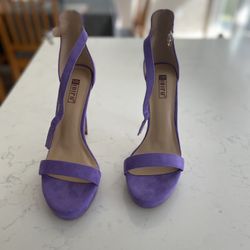 Lavender Heels