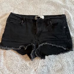 Black Mudd Shorts Size 7