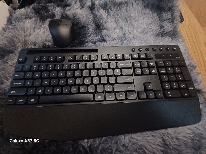 Wireless Keyboard