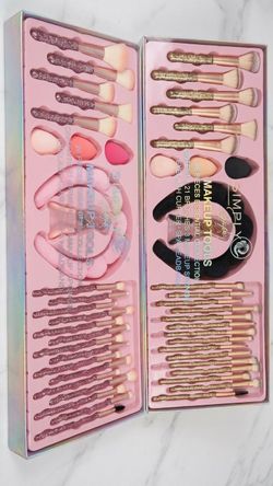 Hermosos set de brochas $30 each