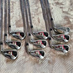 RH Nike VR_S 9 Iron Set (4-PW, AW, SW) - True Temper Dynalite 90 Steel (Uniflex) 
