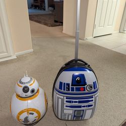R2D2 and BB8