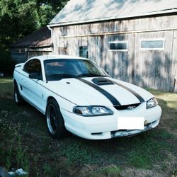 1994 Ford Mustang