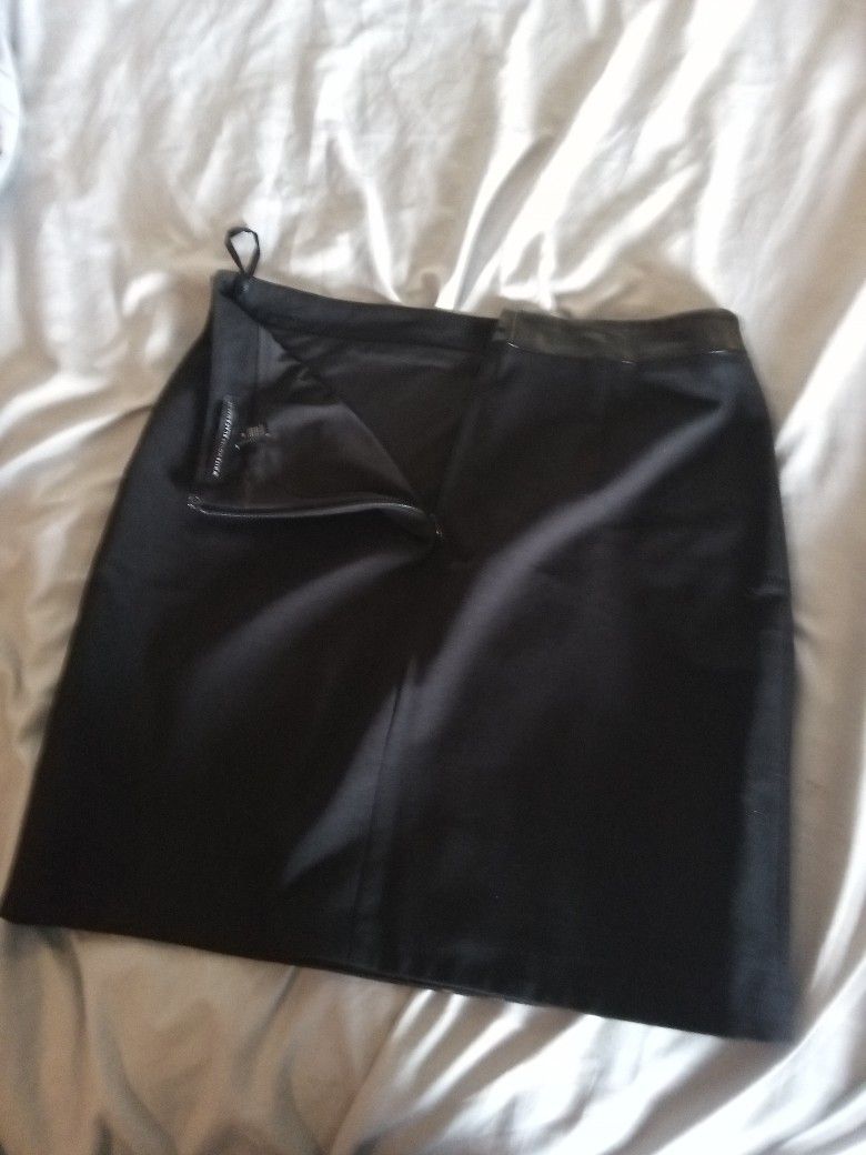 White House Black Market Skirt