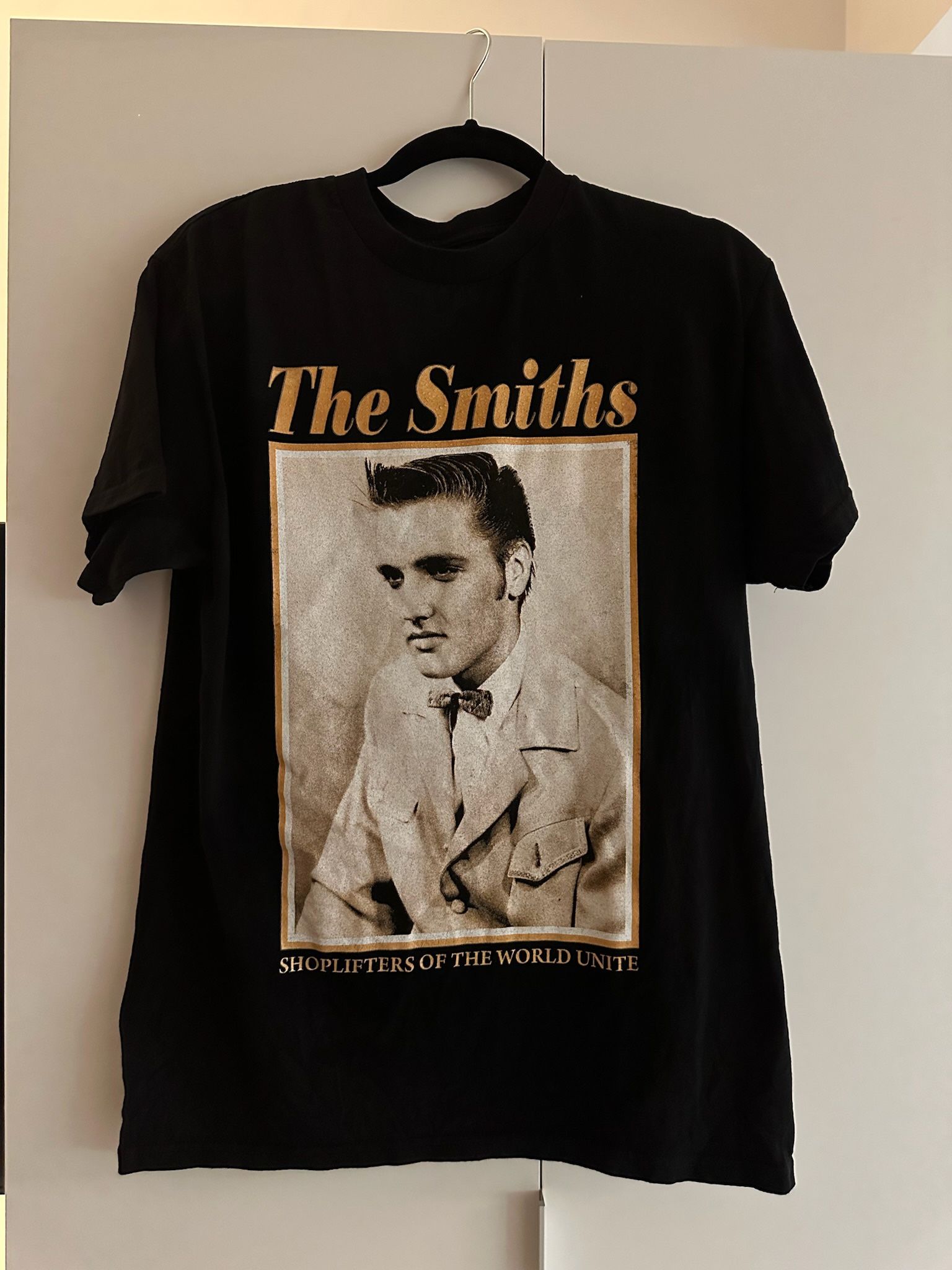 🎸 Vintage The Smiths “Shoplifters of the World Unite” T-Shirt (Elvis Design) 📍 Pickup only — San Francisco 94105