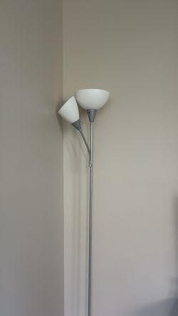 Floor lamp