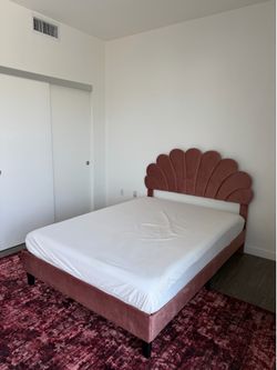 BED FRAME Full Size Velvet Platform LIKE NEW