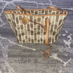 Tan and white medium size Ralph Lauren Leather tote 