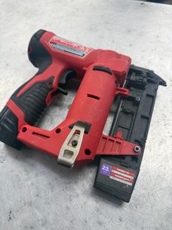 Milwaukee #2540-20- M12 23GA Pin Nailer with One M12 Battery No Charger