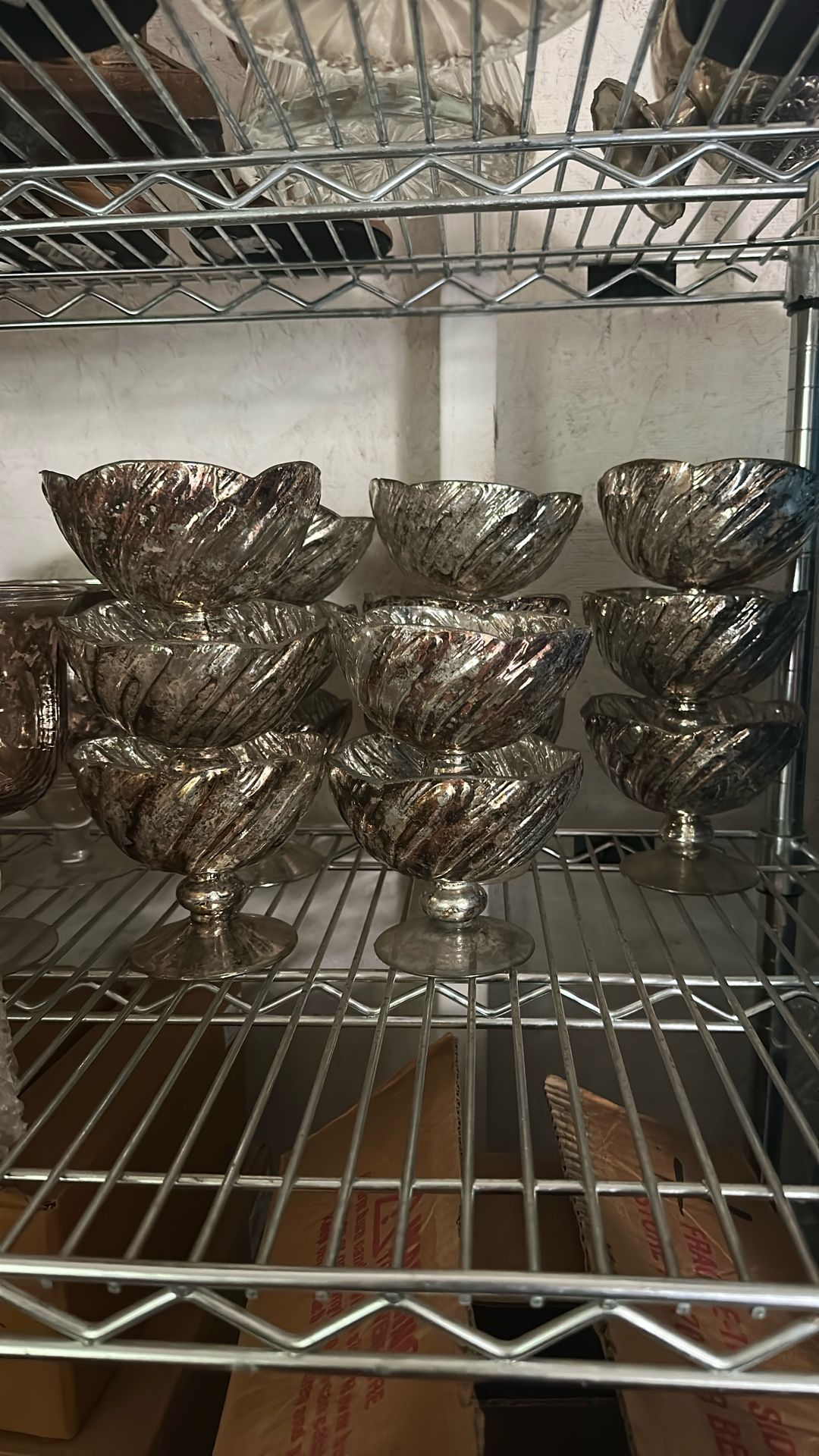 14 Centerpiece Holders 