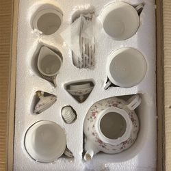 Vintage porcelain tea set