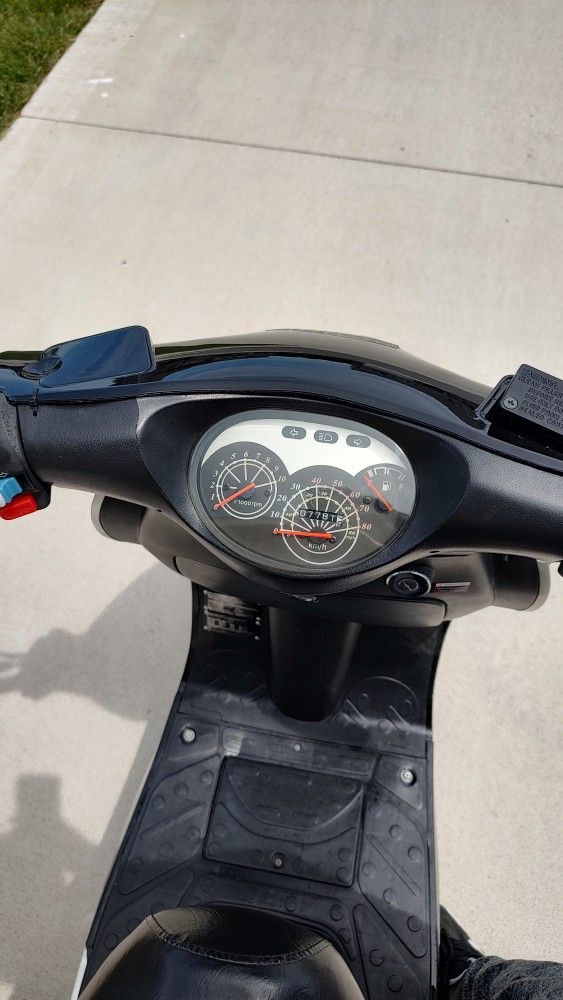 2021 49cc Scooter