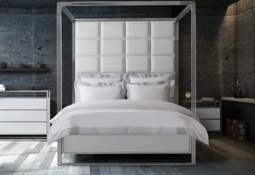 Micheal Amini headboard