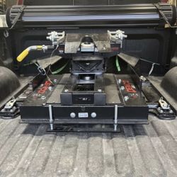 Demco 5th Wheel Hitch With Ram Puck Package