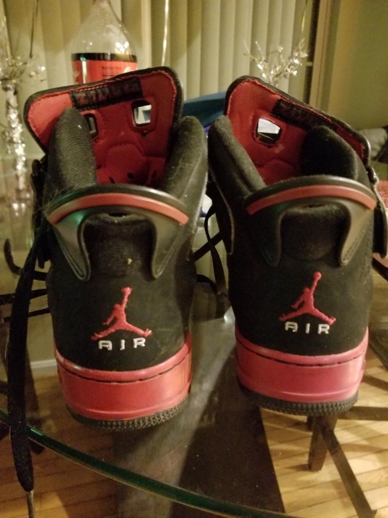 Size 7y air jordan