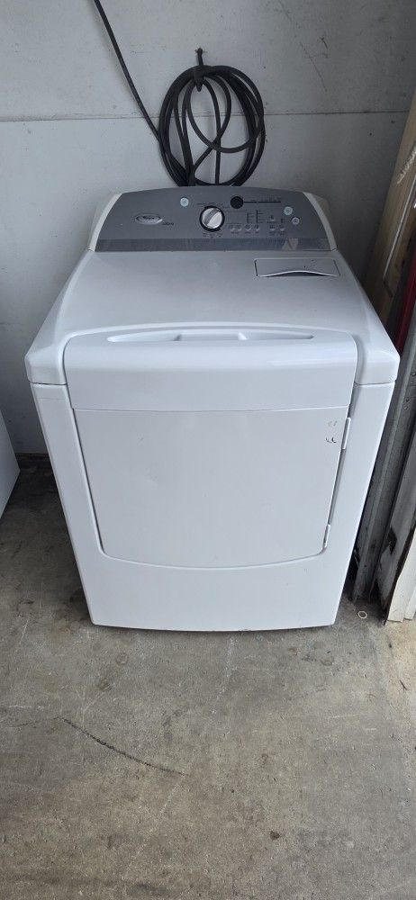 WHIRLPOOL DRYER 