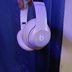 Beats Studio Pro Wireless Over-ear Bluetooth Headphones