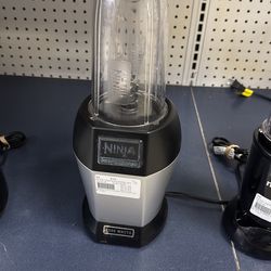 Ninja blender ‼️ASK FOR DIANA‼️