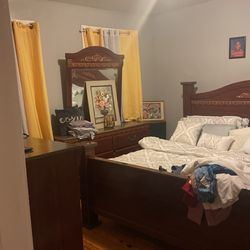 7 Piece King Bedroom Set