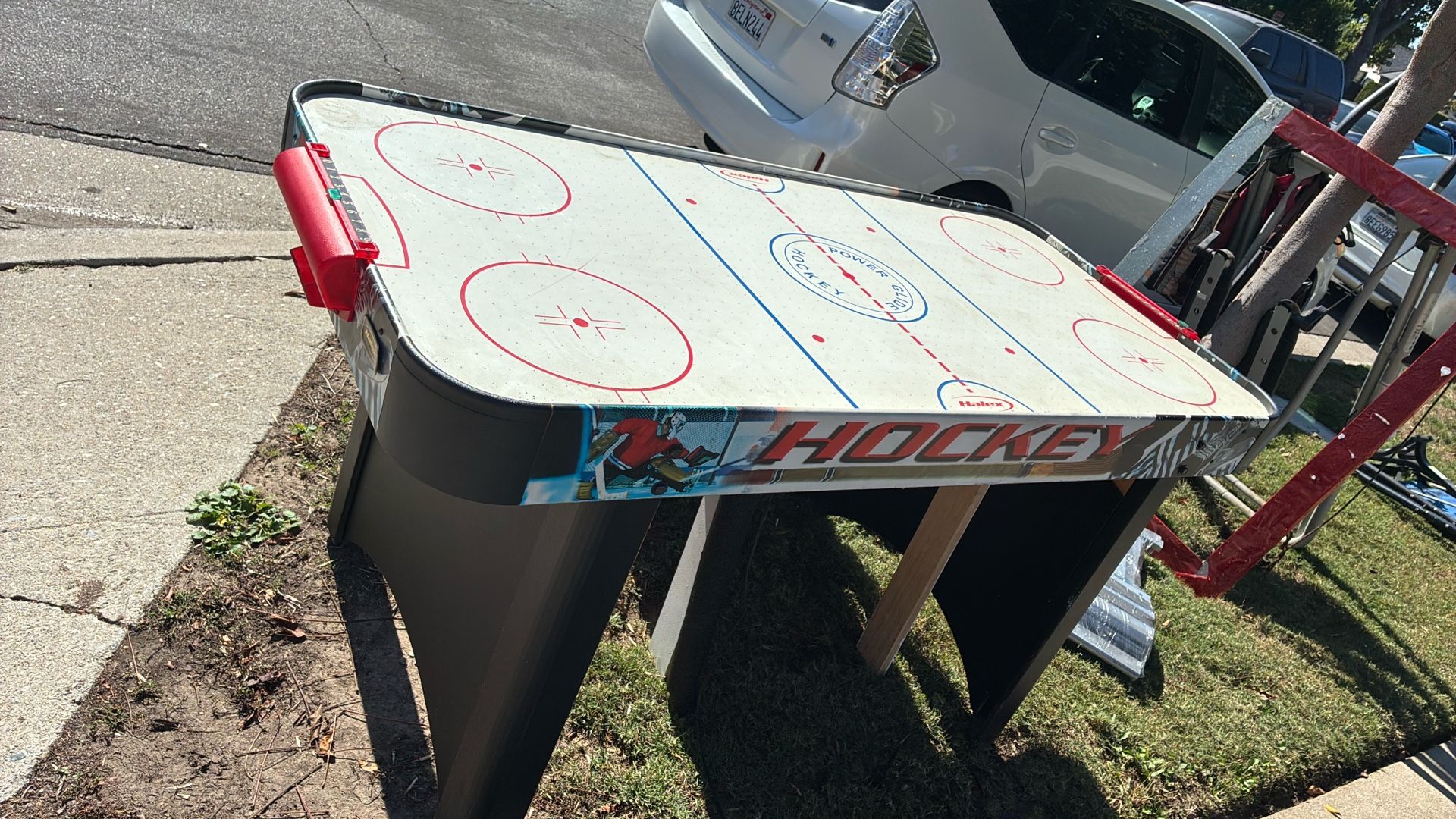 Air Hockey Table