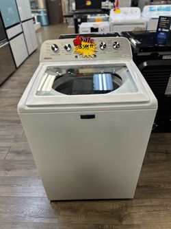 Maytag Top Load Washer With Agitator Read Description