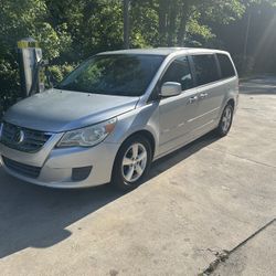 2010 Volkswagen Routan
