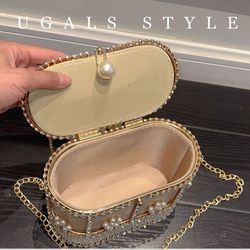 Metal hollow and shiny