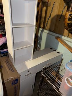 Salon dresser